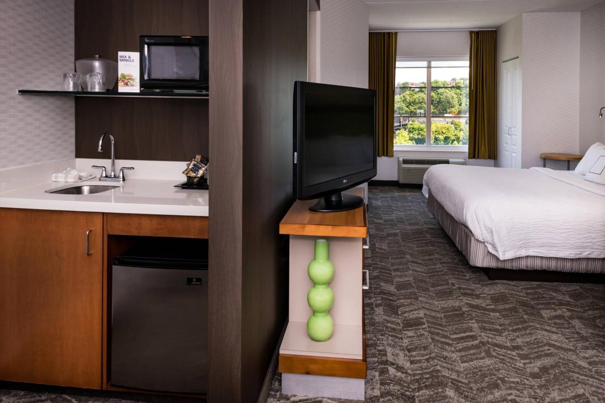 Springhill Suites Pittsburgh Southside Works Exteriör bild
