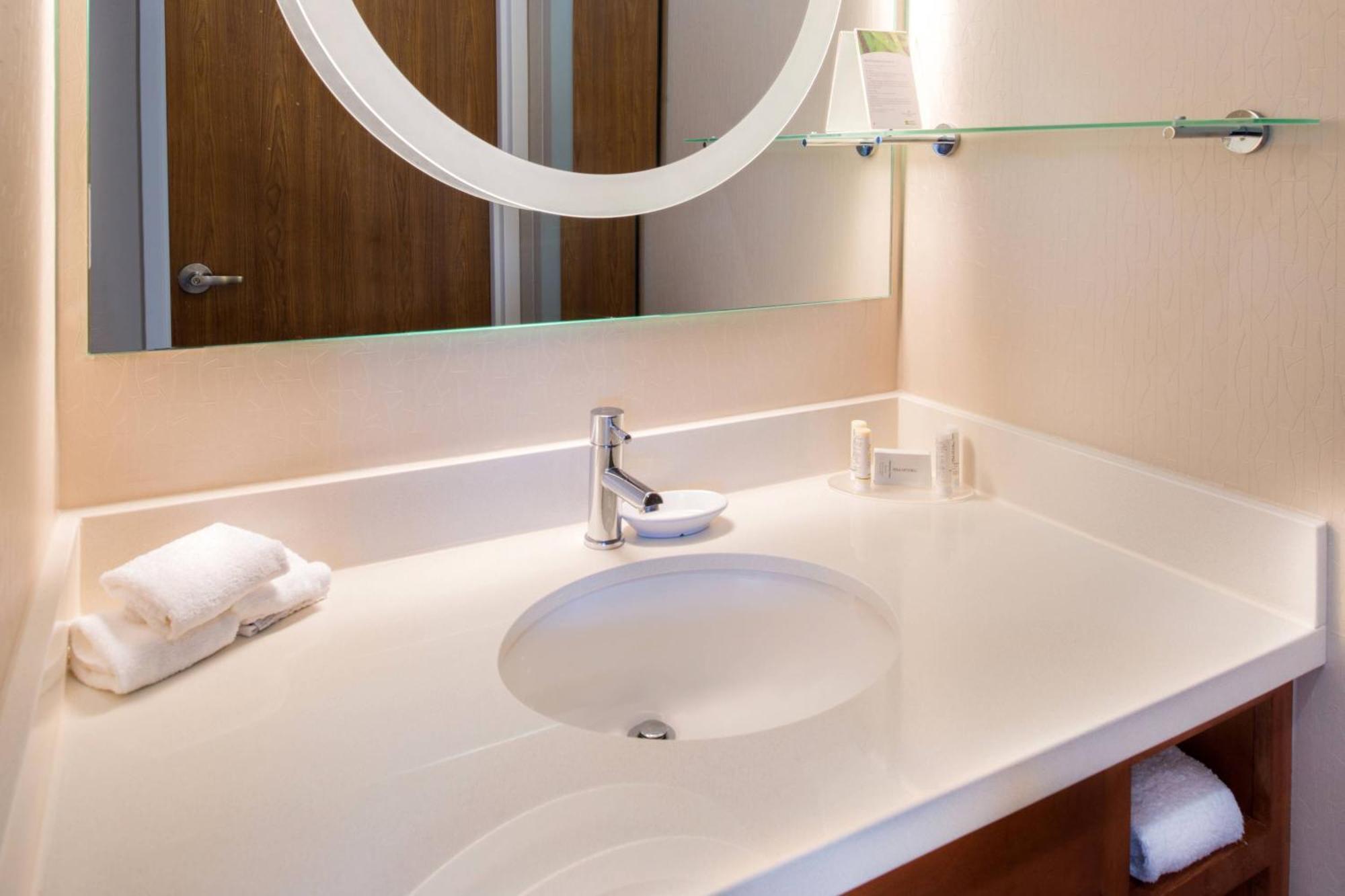 Springhill Suites Pittsburgh Southside Works Exteriör bild